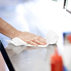 Essuie-tout Tork extra absorbant gaufré 2 plis x24