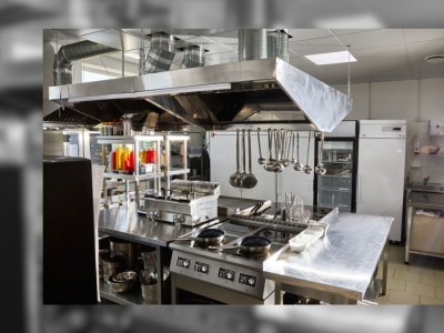 Comment nettoyer une cuisine professionnelle à fond