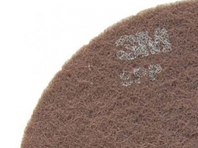 Disque et accessoires pour monobrosse, lesquels choisir ?